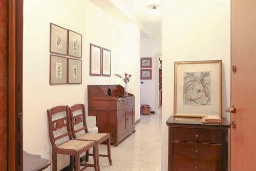 ingresso e corridoio home staging casa a milano